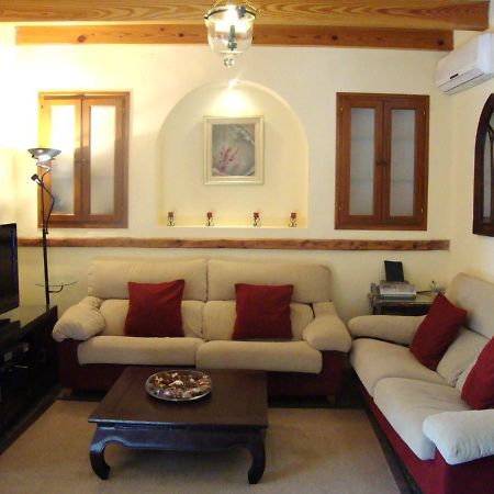 Villa Maria, Bonita Casa Con Jardin Y Piscina Privada En Andratx Exteriör bild