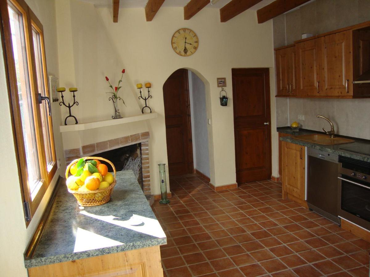 Villa Maria, Bonita Casa Con Jardin Y Piscina Privada En Andratx Exteriör bild