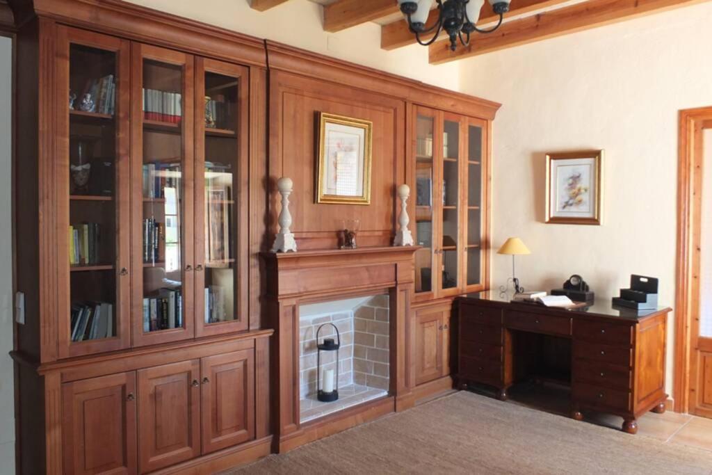 Villa Maria, Bonita Casa Con Jardin Y Piscina Privada En Andratx Exteriör bild