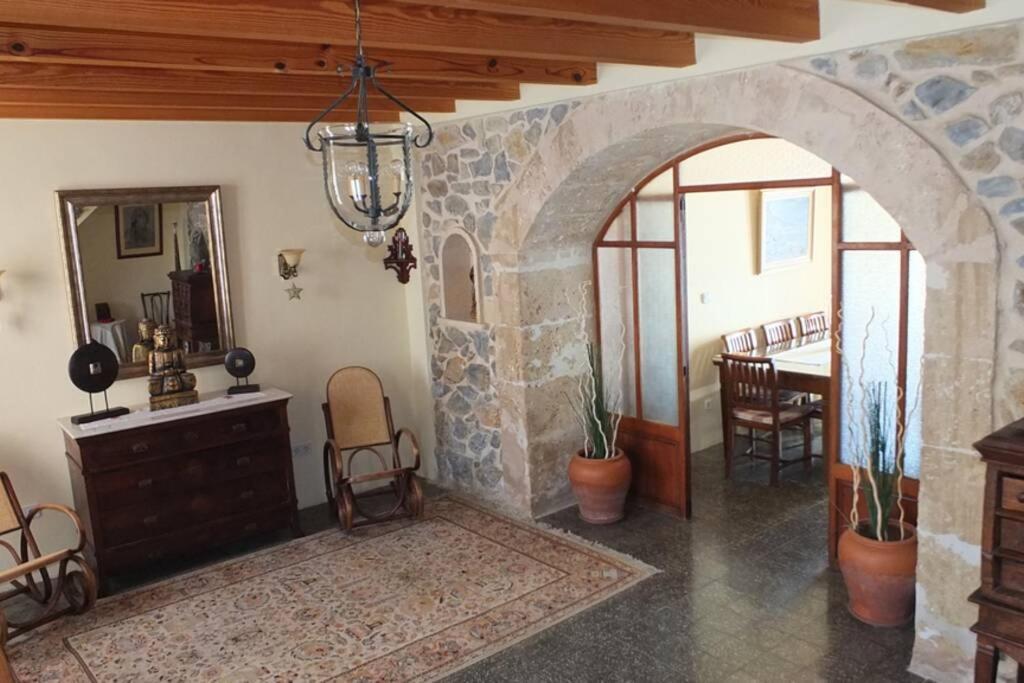 Villa Maria, Bonita Casa Con Jardin Y Piscina Privada En Andratx Exteriör bild